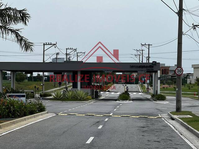Venda em Estrada do Guriri - Cabo Frio