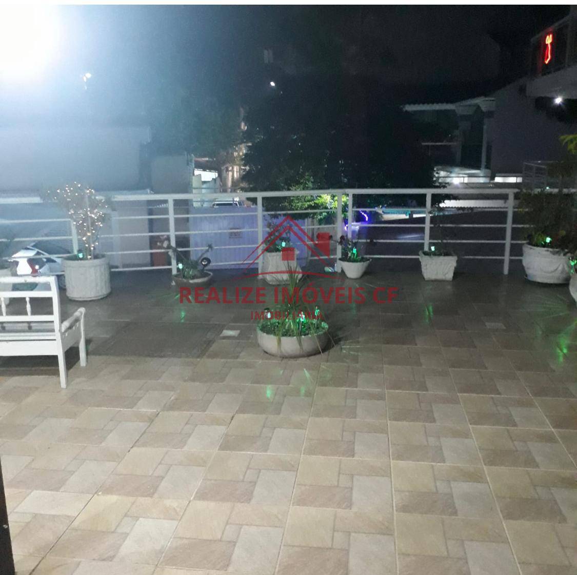 Casa de Condomínio à venda e aluguel com 1 quarto, 60m² - Foto 4