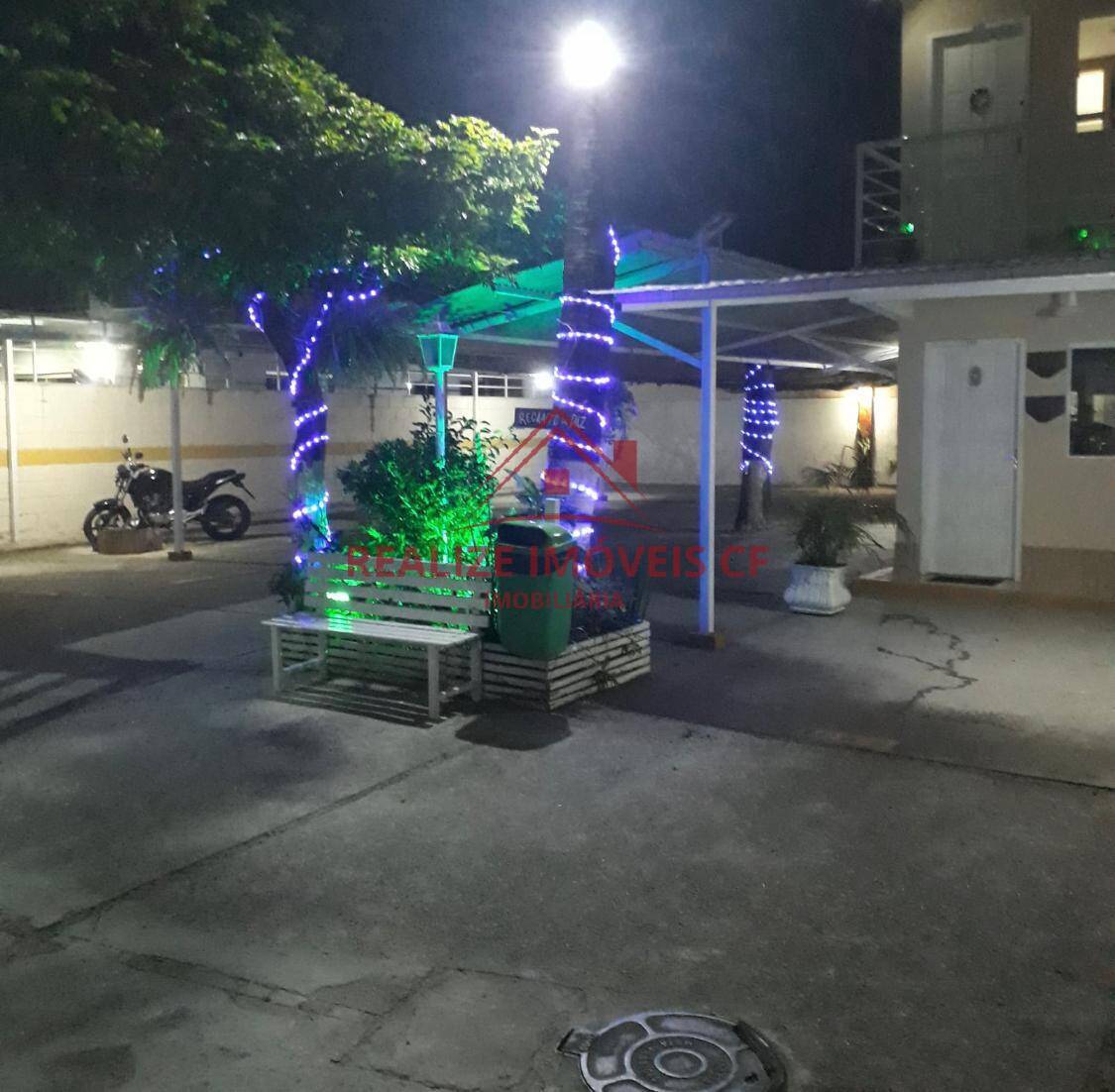 Casa de Condomínio à venda e aluguel com 1 quarto, 60m² - Foto 1