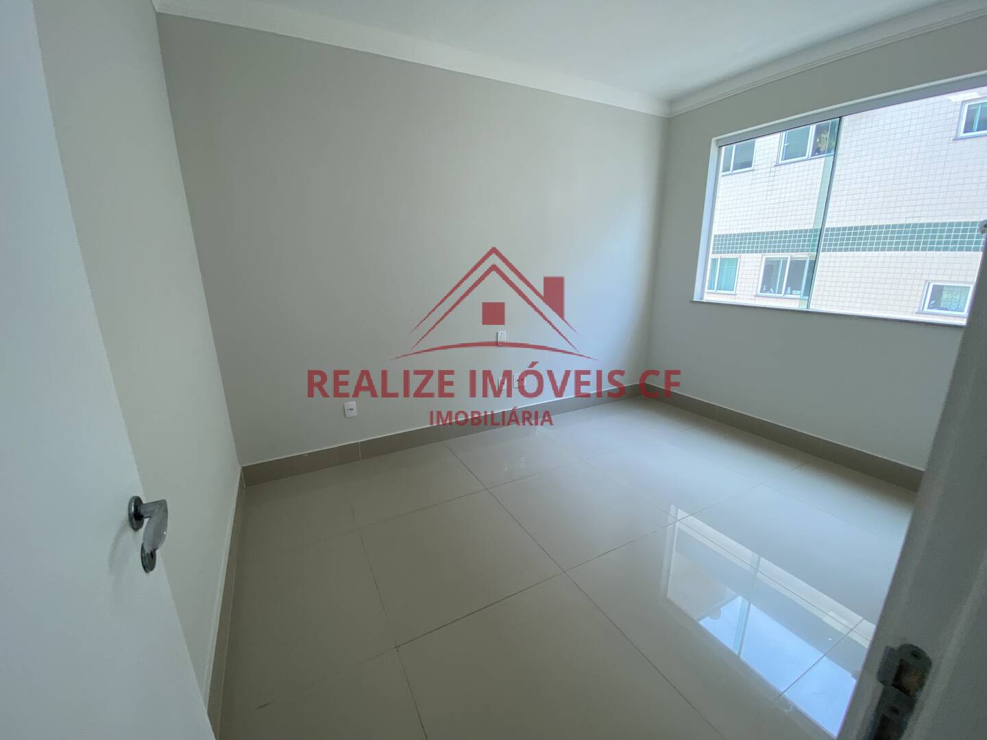 Apartamento para alugar com 3 quartos, 188m² - Foto 31