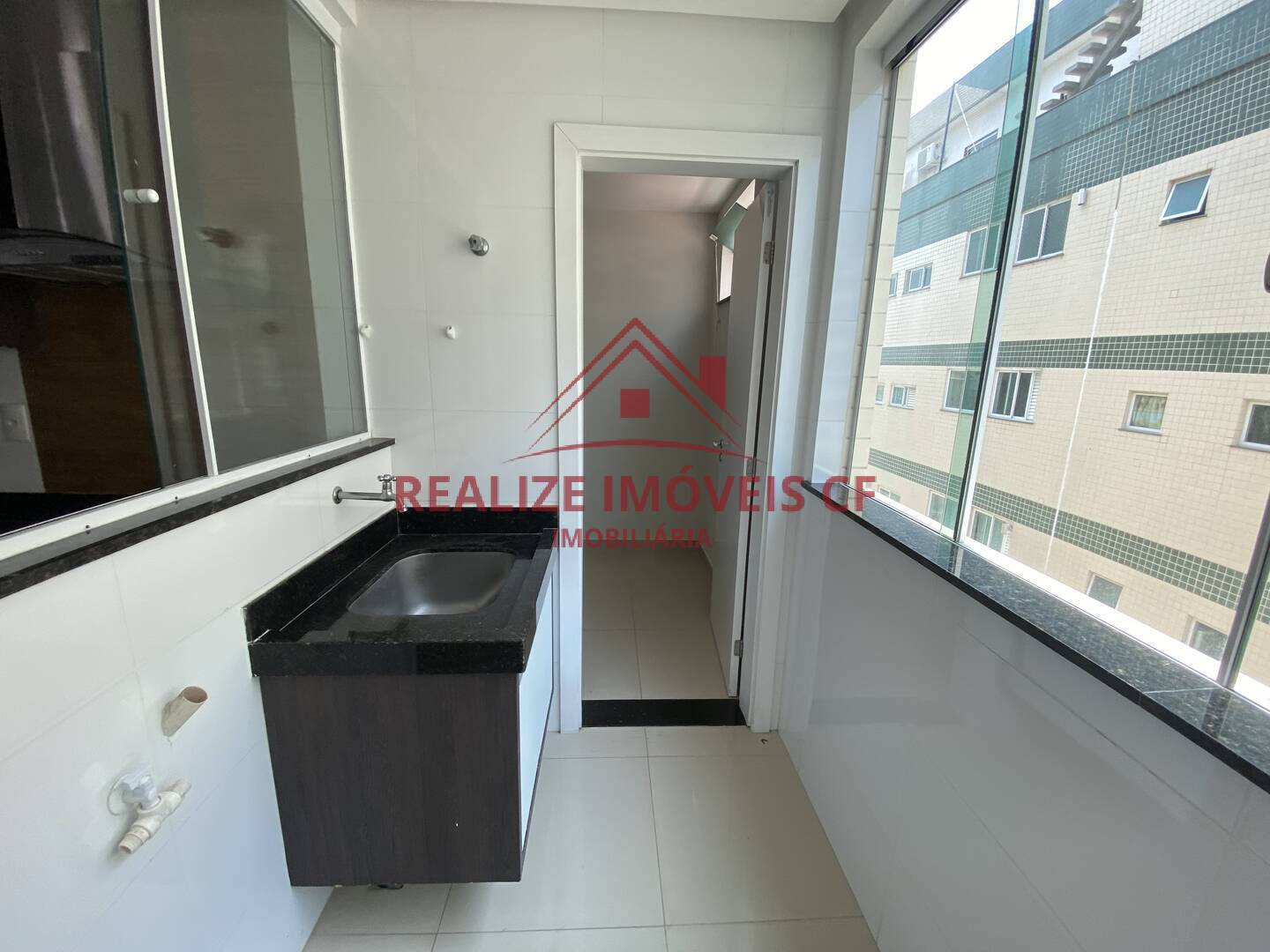 Apartamento para alugar com 3 quartos, 188m² - Foto 10