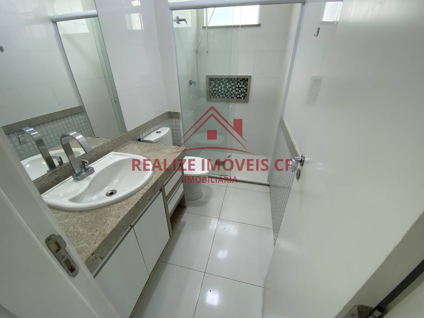 Apartamento para alugar com 3 quartos, 188m² - Foto 28