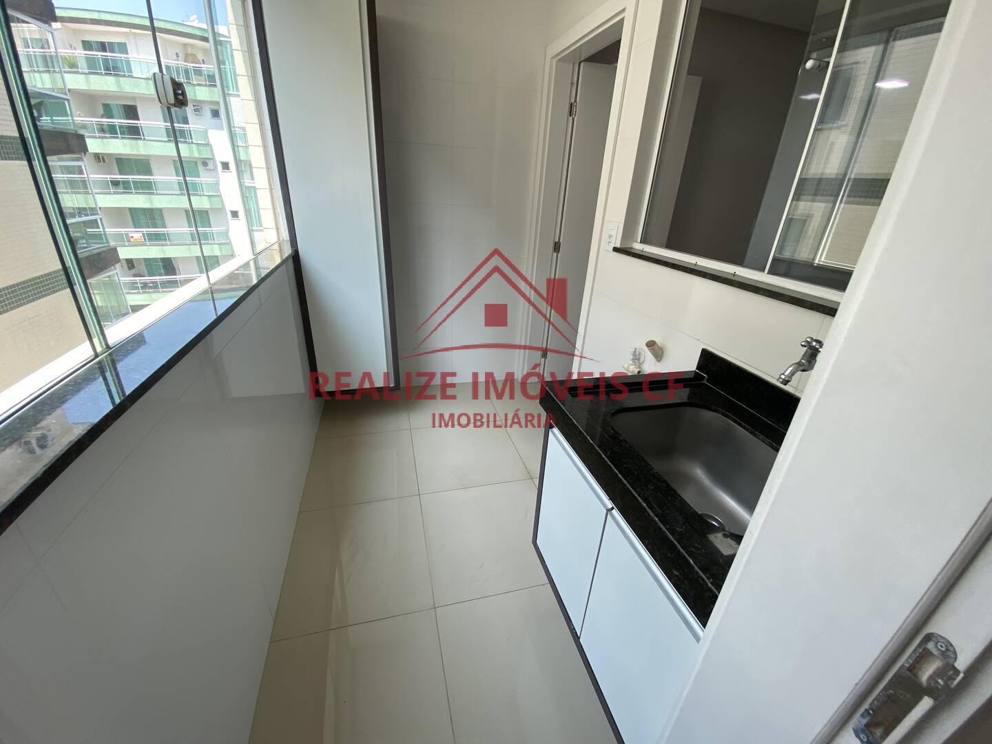 Apartamento para alugar com 3 quartos, 188m² - Foto 13