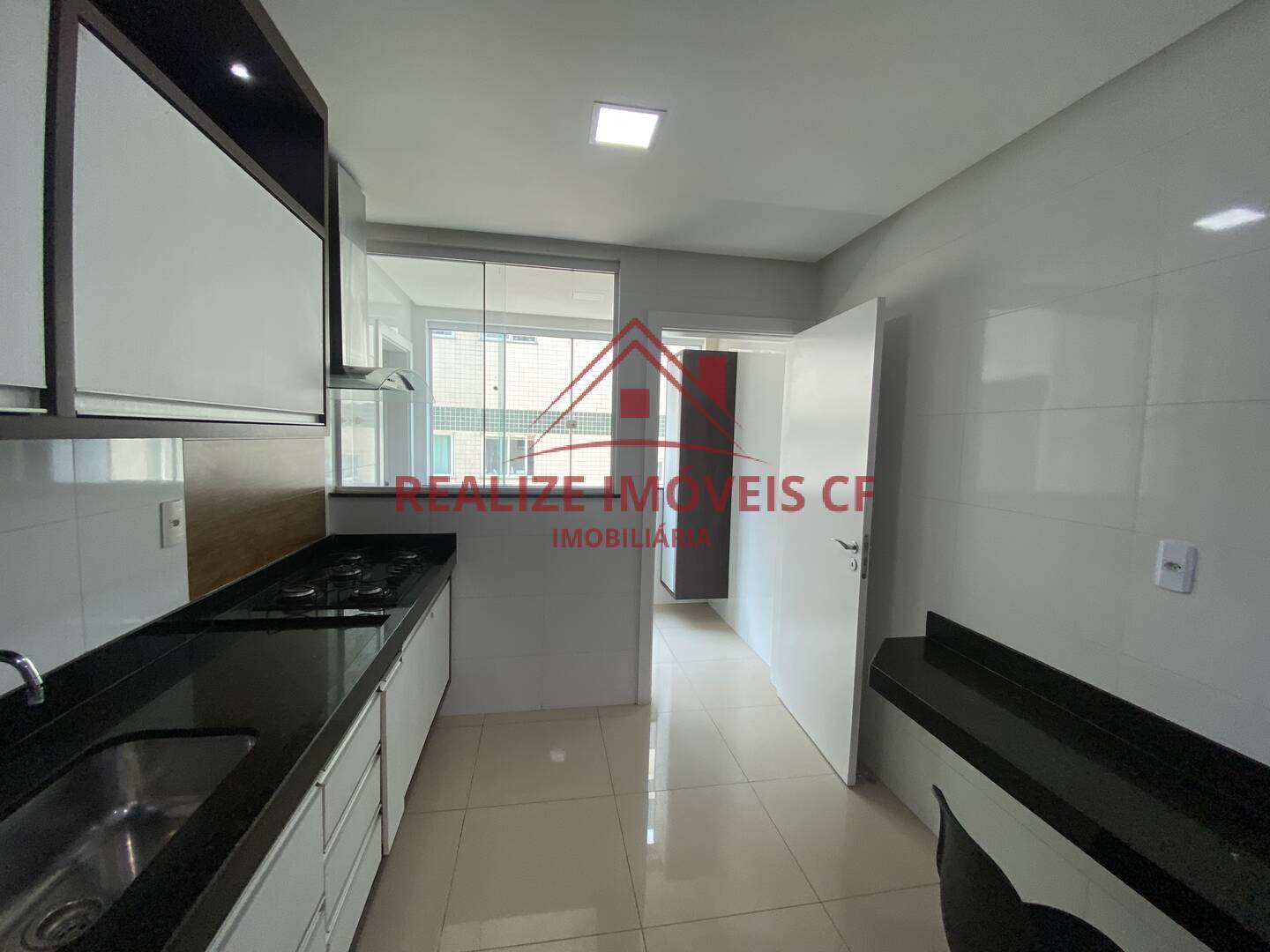 Apartamento para alugar com 3 quartos, 188m² - Foto 6