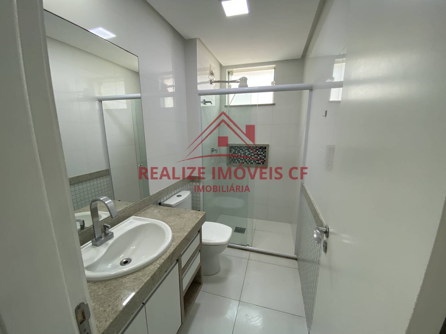 Apartamento para alugar com 3 quartos, 188m² - Foto 42