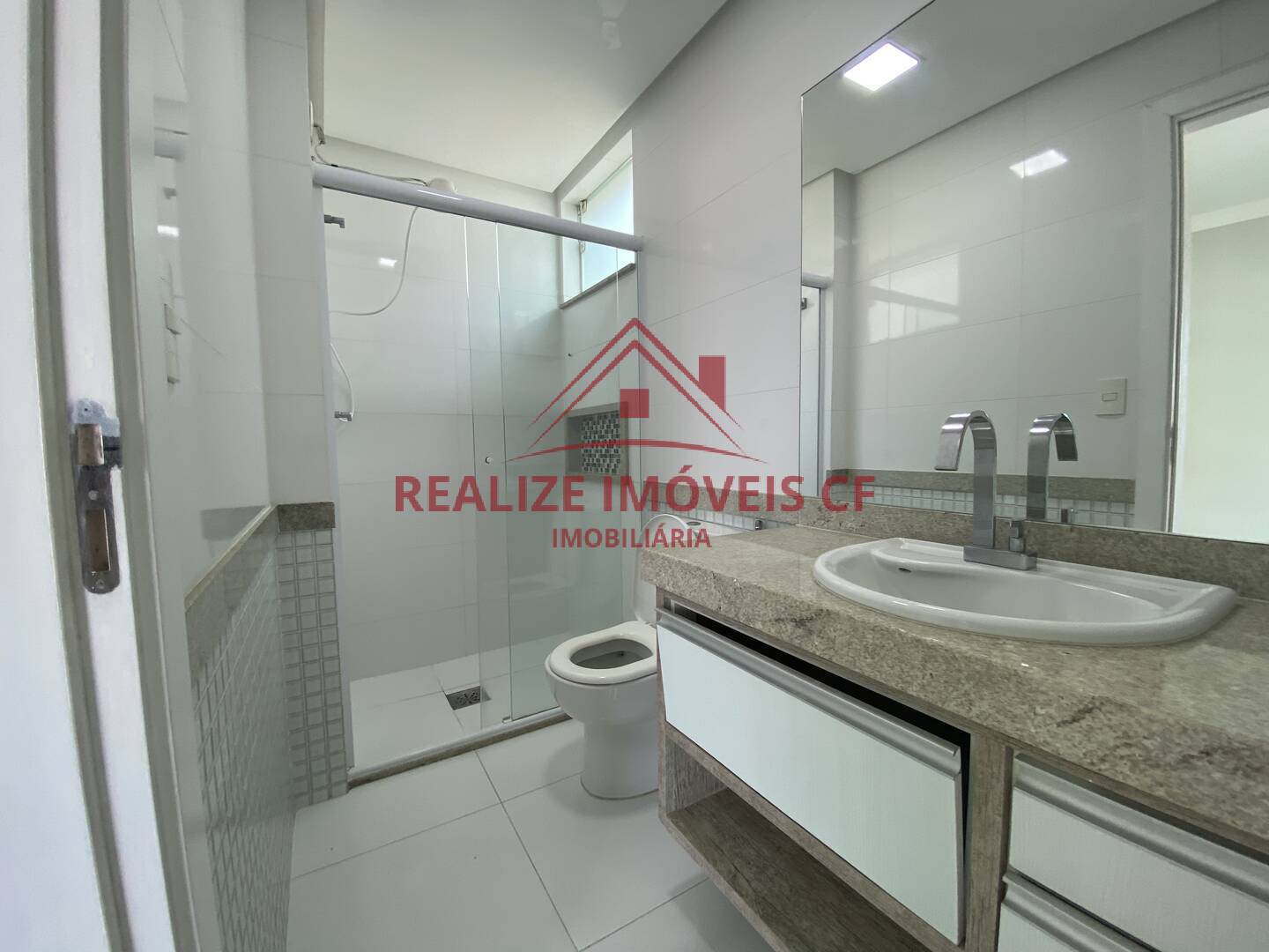 Apartamento para alugar com 3 quartos, 188m² - Foto 29