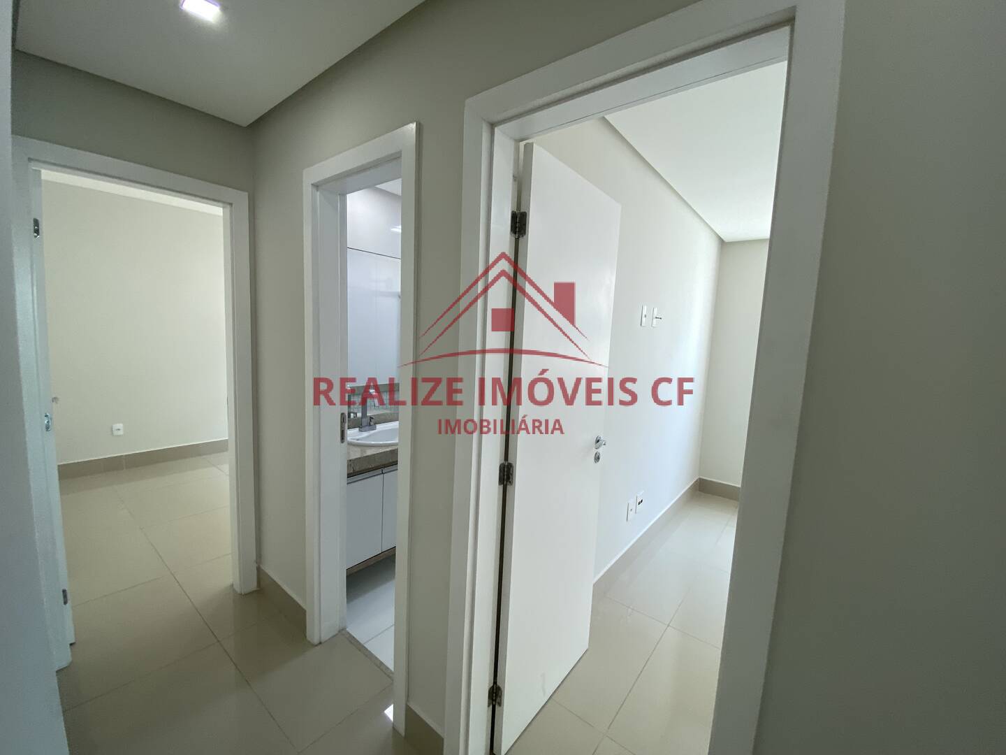 Apartamento para alugar com 3 quartos, 188m² - Foto 30
