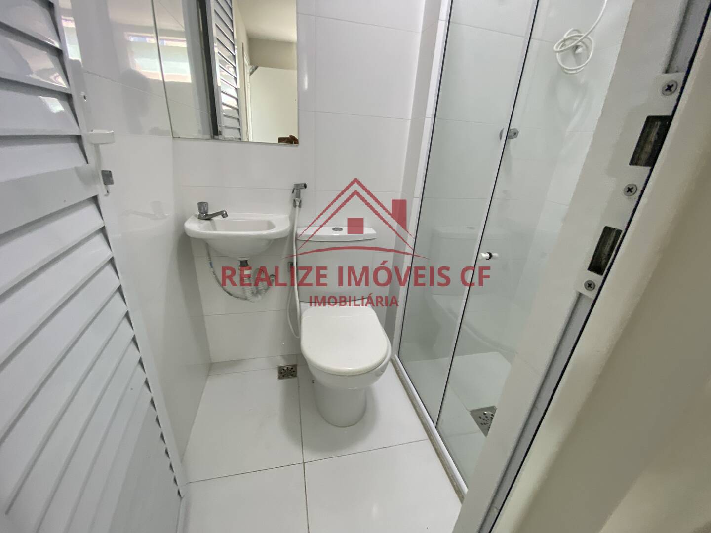 Apartamento para alugar com 3 quartos, 188m² - Foto 17