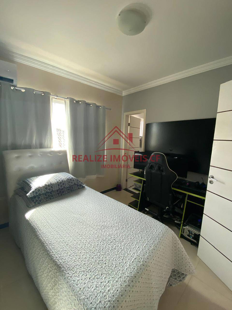 Casa para alugar com 3 quartos, 285m² - Foto 14
