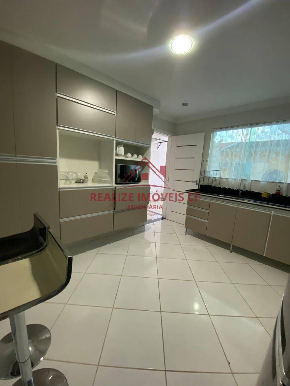 Casa para alugar com 3 quartos, 285m² - Foto 20