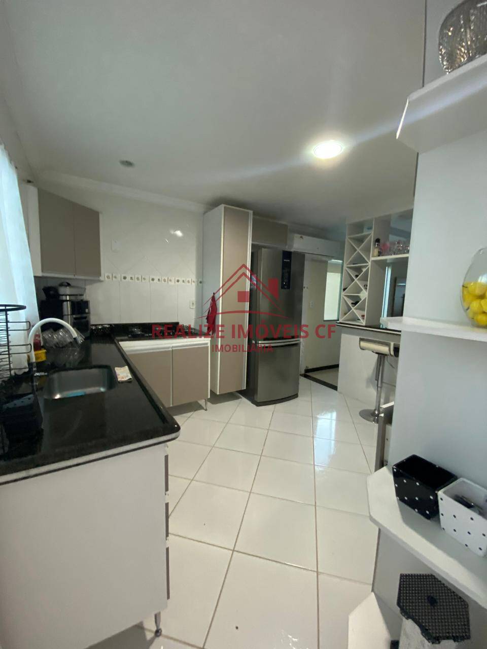 Casa para alugar com 3 quartos, 285m² - Foto 22