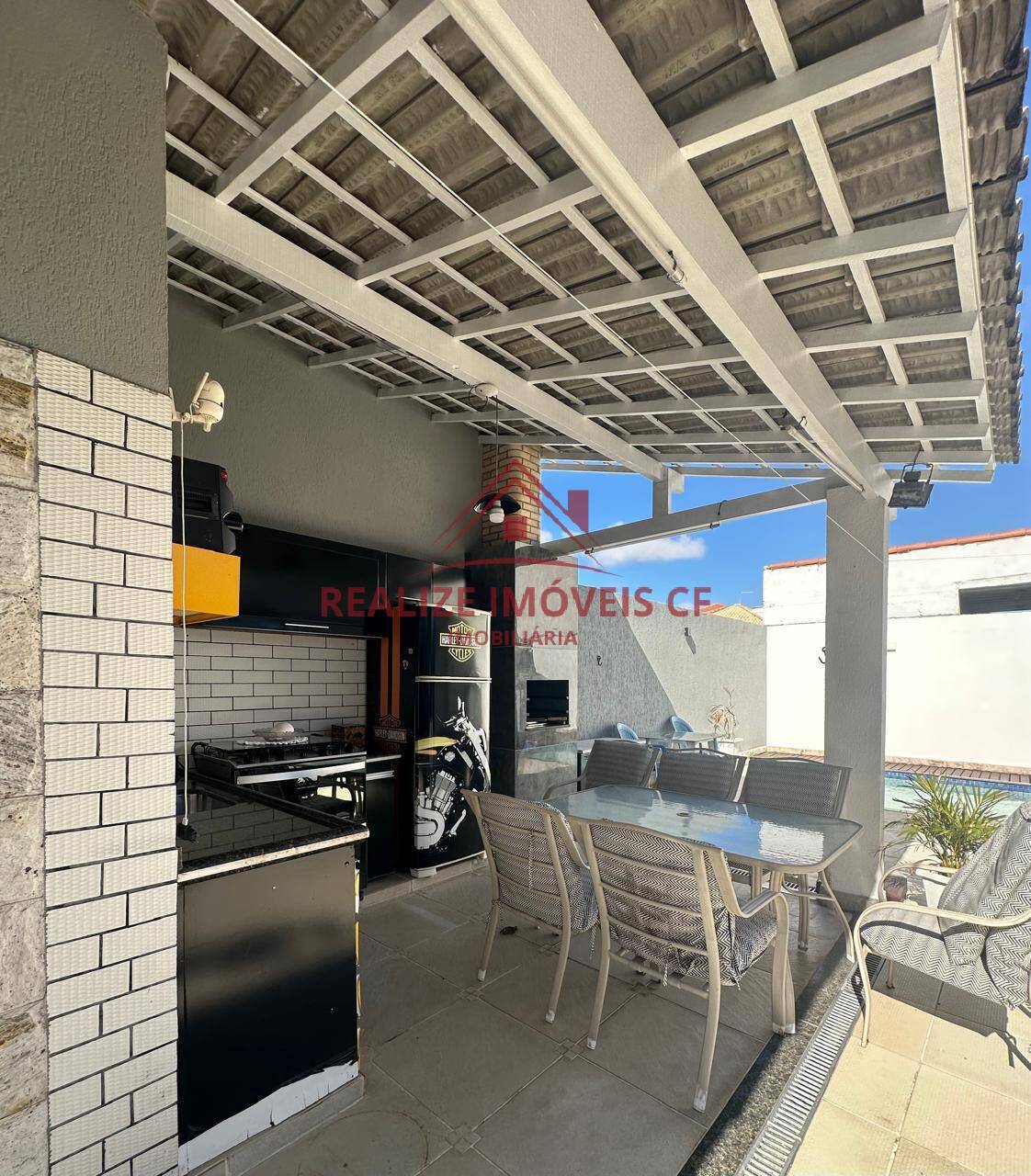 Casa para alugar com 3 quartos, 285m² - Foto 3