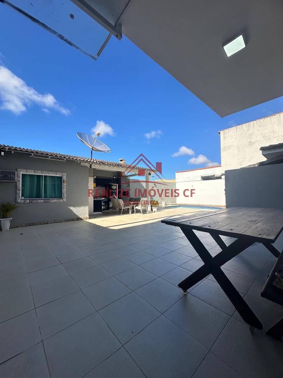 Casa para alugar com 3 quartos, 285m² - Foto 6
