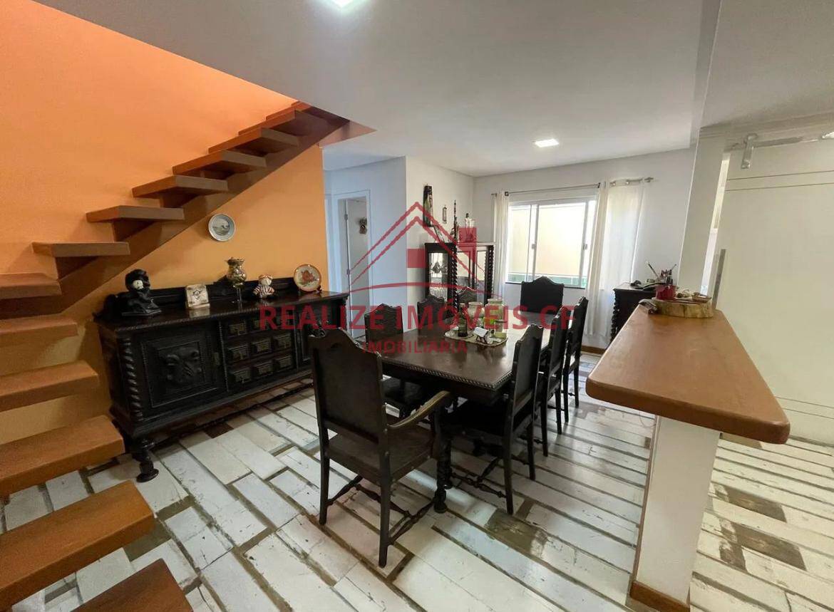 Cobertura à venda com 2 quartos, 180m² - Foto 4