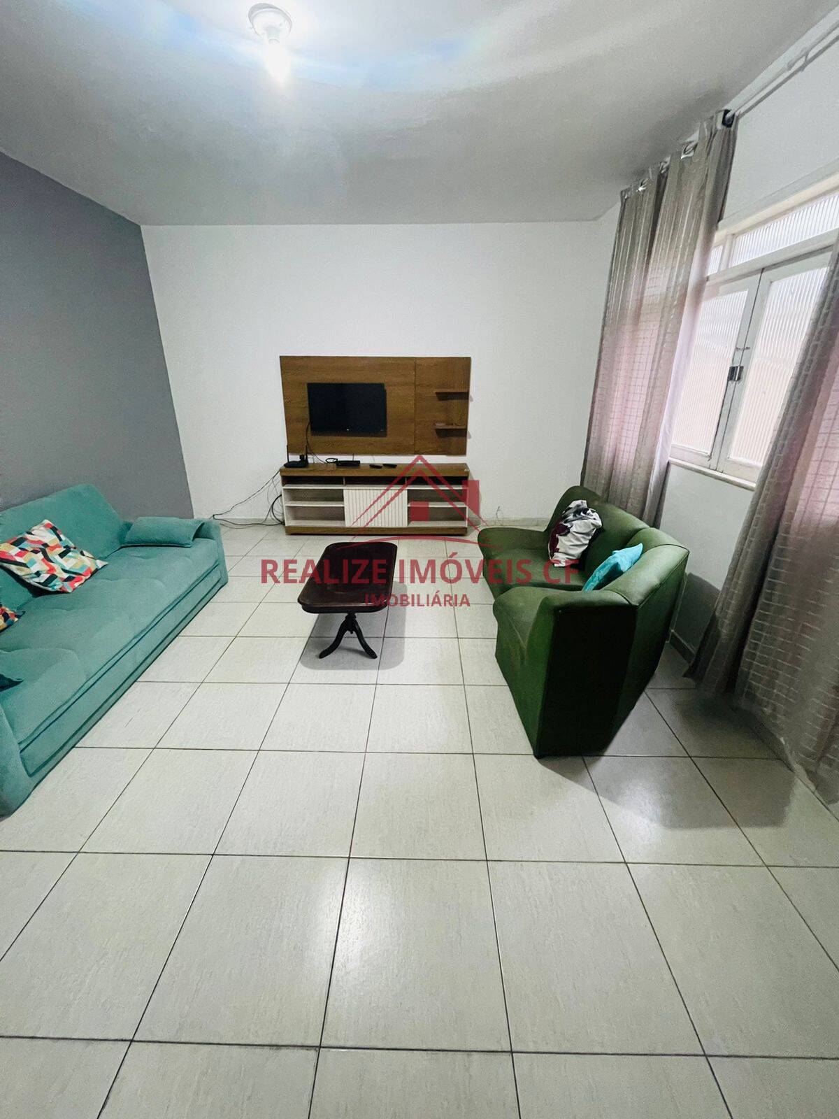 Casa para alugar com 3 quartos - Foto 1