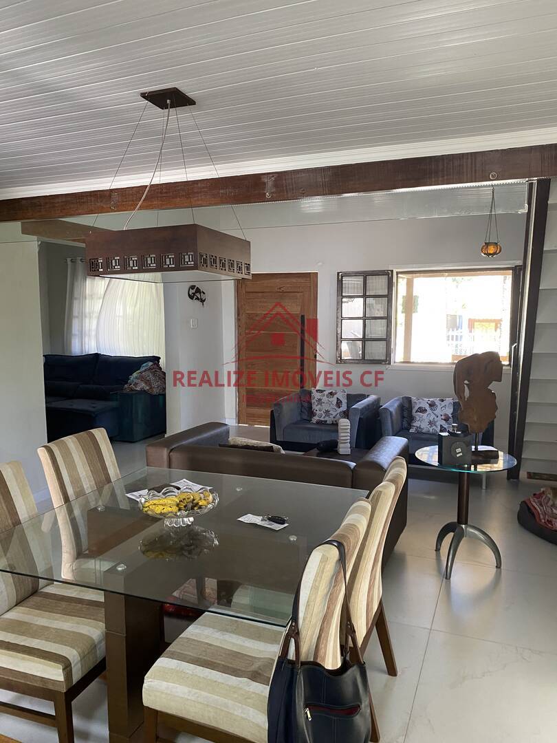 Casa de Condomínio à venda com 3 quartos, 180m² - Foto 1