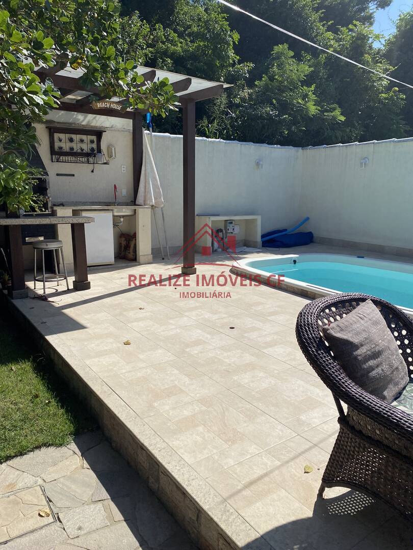 Casa de Condomínio à venda com 3 quartos, 180m² - Foto 4