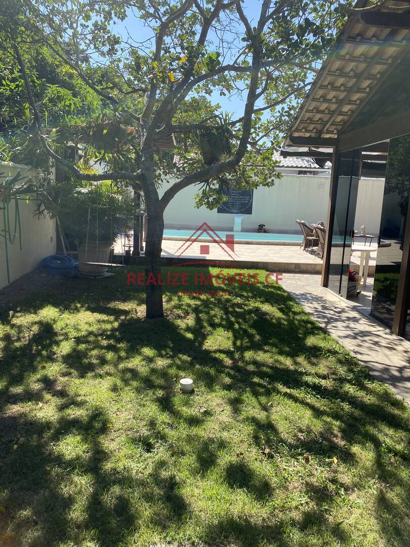 Casa de Condomínio à venda com 3 quartos, 180m² - Foto 3