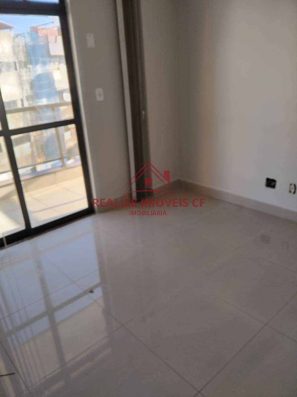 Apartamento para alugar com 4 quartos, 160m² - Foto 8