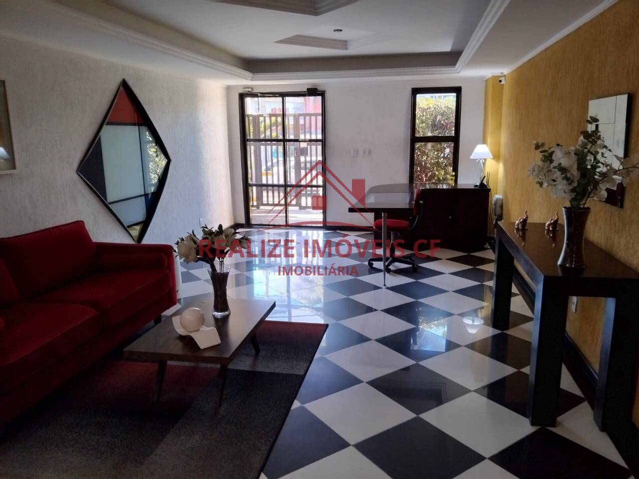 Apartamento para alugar com 4 quartos, 160m² - Foto 1